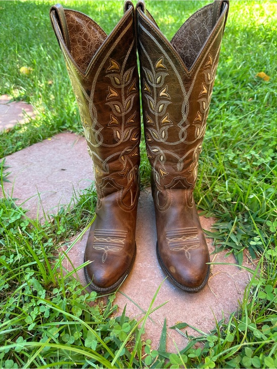 Ariat Shoes - Ariat Western Cowboy Boots Desert Holly Brown Leather Women’s Size 7B 10014100
